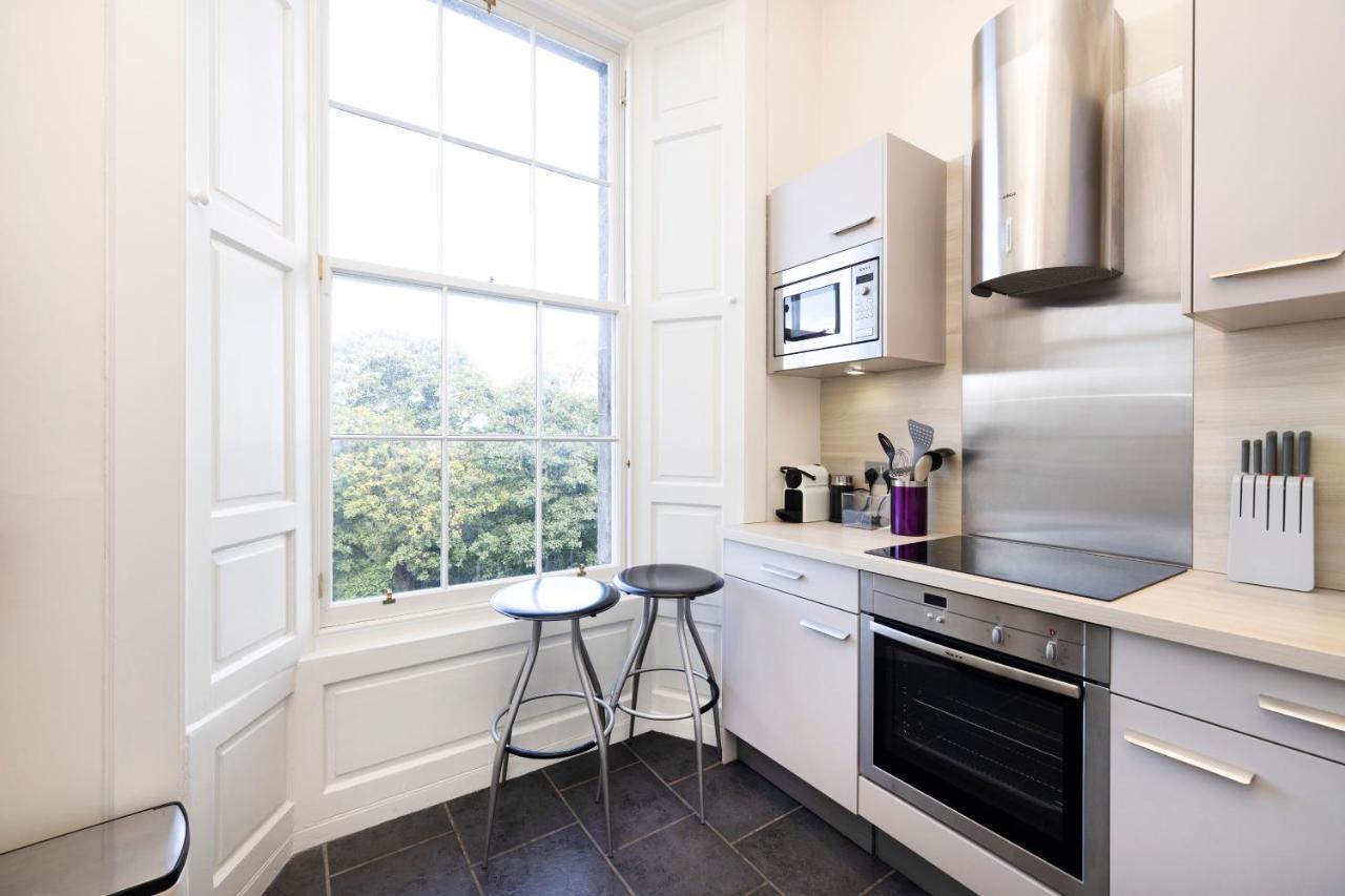 Joivy Contemporary Flat In The New Town Edimburgo Exterior foto